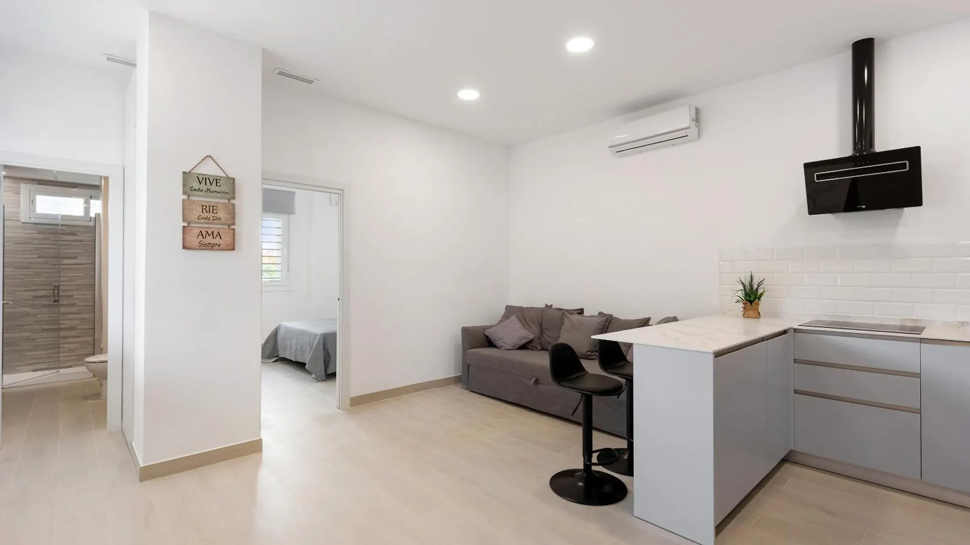 Apartamentos Sealmar Moliere Málaga